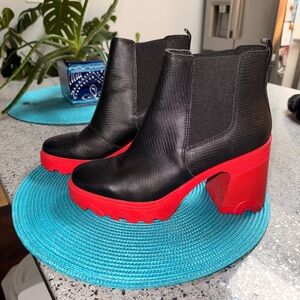 Sorel Black and Red Women's Boots